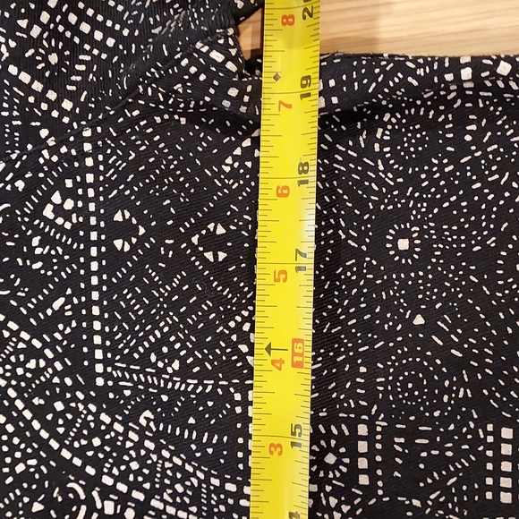 Women's Size 0 Chico's  Black/White  Denim Jacket NWOT - Picture 9 of 11